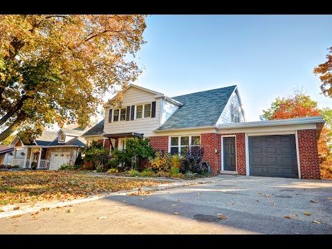 43 Second St.. 2 storey in Downtown Orangeville :: SOLD!