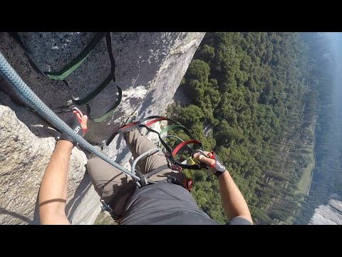 Big Wall Climbing on El Capitan - The Nose (Day 1)