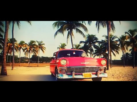 MikkiM - Una Bomba (Video)