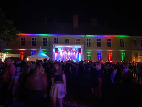 Sommernachtstraum Schloss Golßen aquamediale 15 / Club Bellevue / Thomas Lizzara