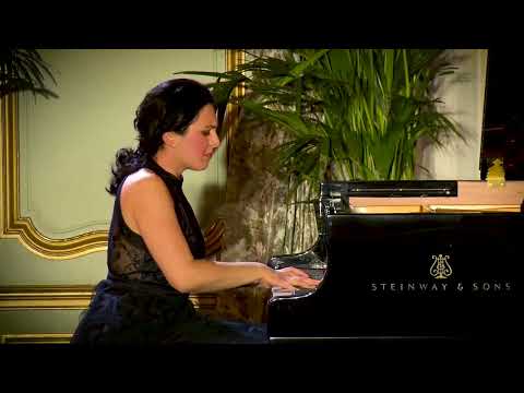 Tamar Beraia plays Liszt Liebestraum no.3