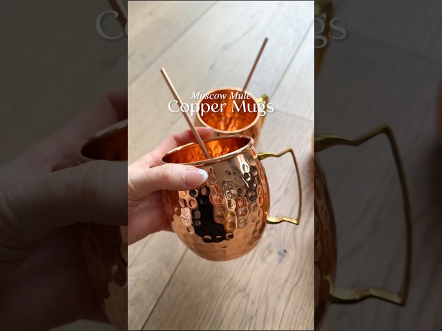 Vídeo relacionado con izdeel Vaso Moscow Mule Taza Cobre Mug Copa de Cóctel, para Cóctele, Vodka, Bebidas Frías, Hogar, Bar, Fiesta, San Valentín, Día de la Madre y Día del Padre, Cumpleaños, Regalos Caja