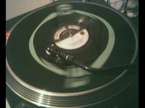 Love the way it should be - The Royal Ras-es