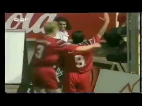 Ulf Kirsten (Bayer Leverkusen) - 17/08/1996 - Bayer Leverkusen 4x2 Borussia Dortmund - 1 gol