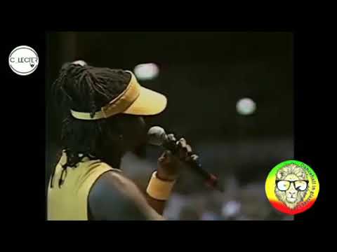 Beenie man Feat. Wyclef Jean - Jamins Beach (Live) Part 2