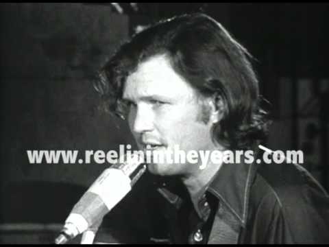 Kris Kristofferson "Me & Bobby McGee" 1970 (Reelin' In The Years Archive)