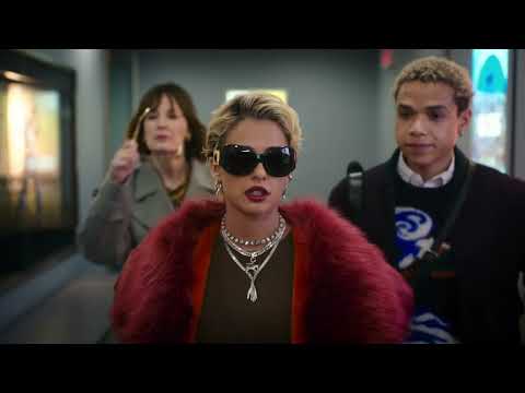 Smile 2 | Artistry Featurette (2024 Movie) - Naomi Scott