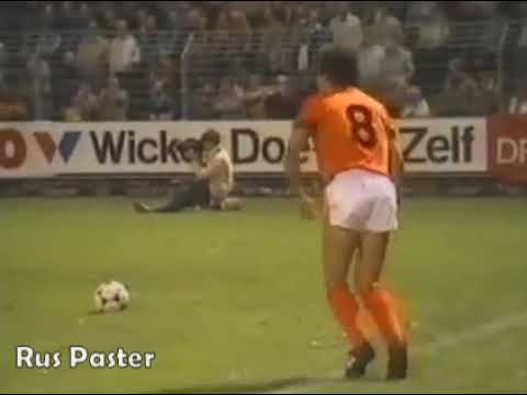 EURO-1984. Qualifiers. Group 7. Netherlands - Iceland. Highlights.