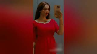 Beauty girl in red suit black bra shows her big boobs accidentally full sexy nude figure