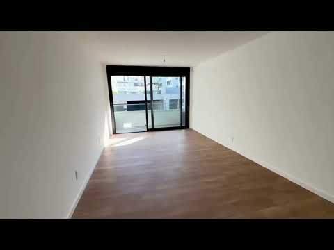 Video de YouTube - Apartamento en Alquiler Monoambiente con Piscina y Jardín en Parque Batlle, Montevideo