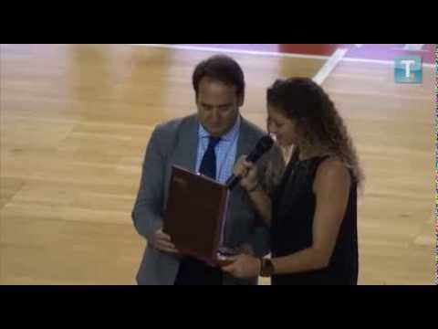 Homenaje a Isa Sánchez - Perfumerías Avenida Baloncesto
