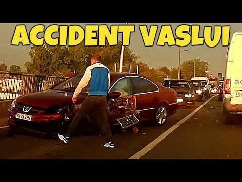 VASLUI Accident rutier grav zona pod Cuvas la intrare dinspre Barlad ( tamponare frontala )