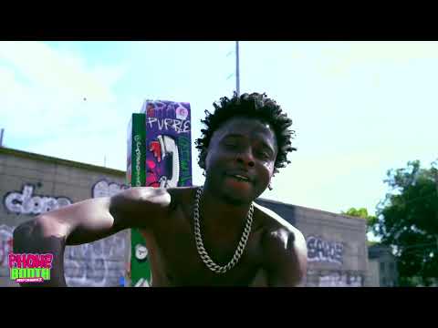 Alley Gang Trap - Turnt Me Up ( Phone Booth Performance )