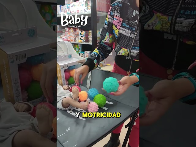 Vídeo relacionado con Fisher Price - Set 6 Bolas sensoriales - Tamaños y Texturas Diferentes - Juguete exploración sensorial - Libre BPA (Deqube 920D00246)