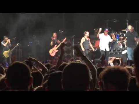 Pearl Jam LIVE at Wrigley - Eddie Vedder with Ernie Banks 7/19/13