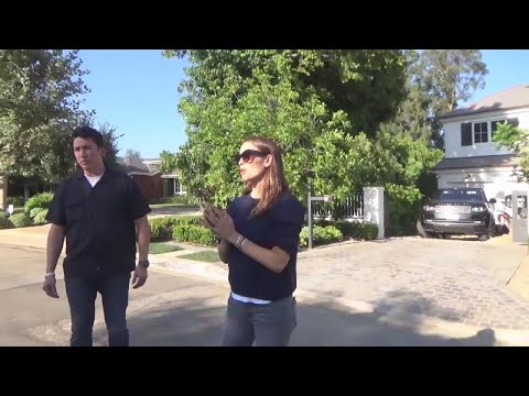 download lagu mp3 mp4 Jennifer Garner Ben Affleck Fight, download lagu Jennifer Garner Ben Affleck Fight gratis, unduh video klip Jennifer Garner Ben Affleck Fight