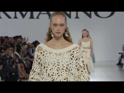 Video sfilata Ermanno Scervino Primavera Estate 2026 | Milano Fashion Week moda donna SS 2026