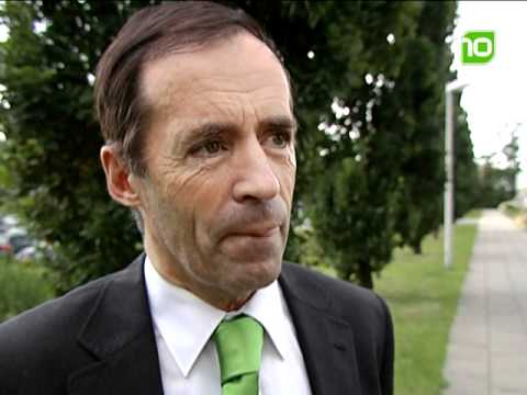 Nieuw of oud logo voor VV Baronie?