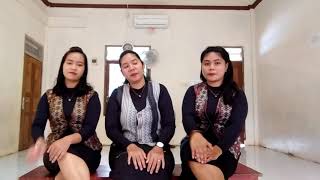 Download lagu semusim berlalu namun kau slalu pliharaku mp3