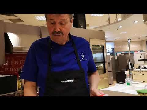 Cook and Heat cookware range from Pyrex