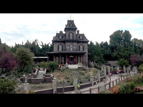 Phantom Manor Refurbishment Update at Disneyland Paris from The Molly Brown Riverboat 9-29-18