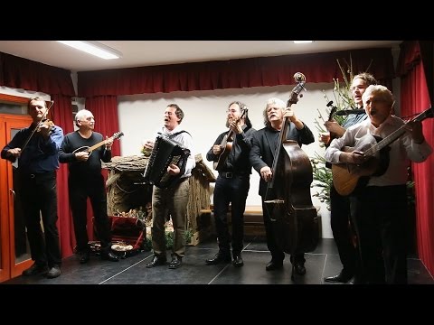 Karácsonyi vendég -  A Vujicsics Együttes Pogányban