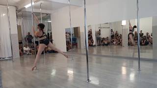 POLE DANCE FPR GALA 2019 - SHOW N°8 Héloïse