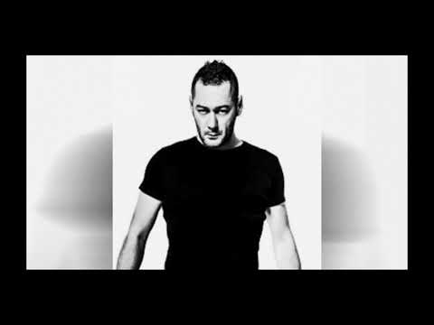 Zoo di 105 del 12/10/15 - sto gufo