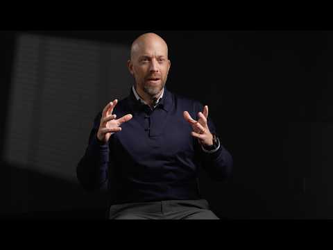 Mora Media video.