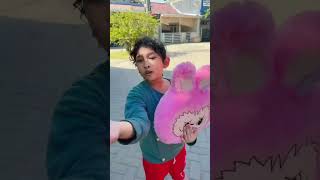 Download lagu BANTAL LABUBU RAISHA DIAMBIL KAKA INDAH #shorts mp3