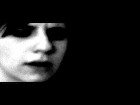 Circo Inverso - Being Stuck On Earth Makes Me Angry (promo video)