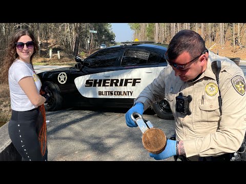 Criminal Evidence Linked To Police Investigation Found Magnet Fishing!
