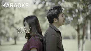 Download lagu KARAOKE CINTA SEDERHANA - ROCKTOBER FT. TIKA PAGRAKY ( Minus One ) mp3