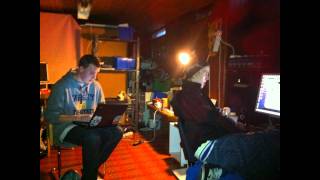 Tobbe G &amp; Skandalen - Titta På Mig Nu