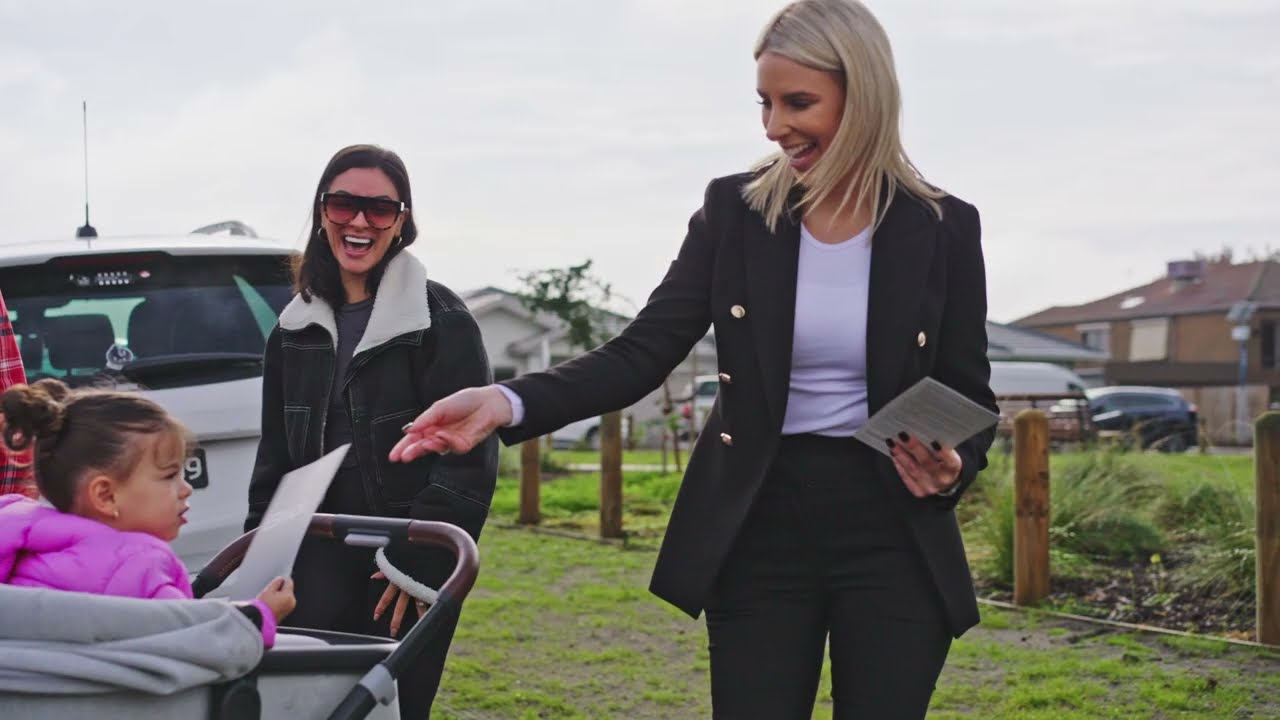 OBrien Real Estate - Auction for Charity! 27 Sky Way, Carrum Downs