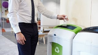 Ανακύκλωσε πλαστικό στο γραφείο Title