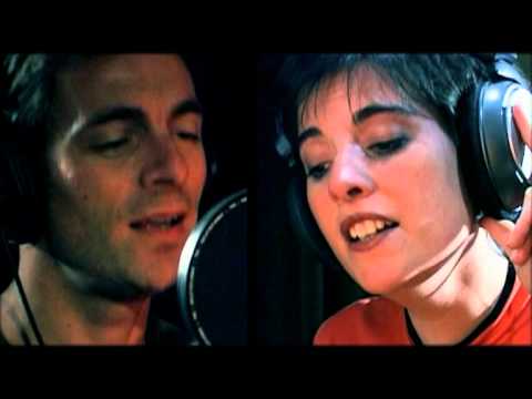 Georgina Hassan y Kevin Johansen - El Círculo