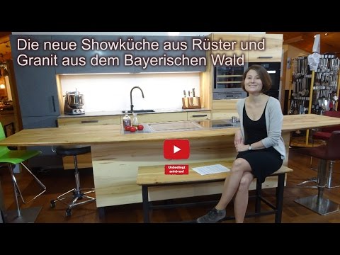 Massivholzküche aus heimischen Rüster und dem Granit aus dem Bayerwald mit Sous Vide Ausstattung