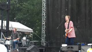 An Horse - &quot;Shoes Watch&quot; live at Lollapalooza 2011