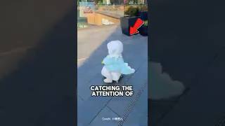 Download lagu Little Girl Rides Her Bike in a Dinosaur Costume, Adorable!😅❤️ #shorts #shortvideo mp3