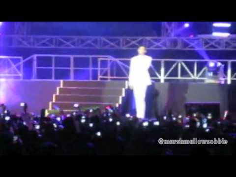 [Fancam] 2am you wouldn't answer my call @istora senayan fantastikpopjkt 110618
