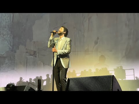 Josh Groban Performs Skyfall by Adele at Caesars Palace in Las Vegas
