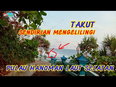 MERIND1NG SENDIRIAN mengelilingi pulau Hanoman di tengah laut selatan saat Surut
