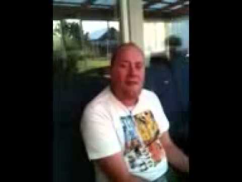 Farsan + helium + födelsedag = en sång