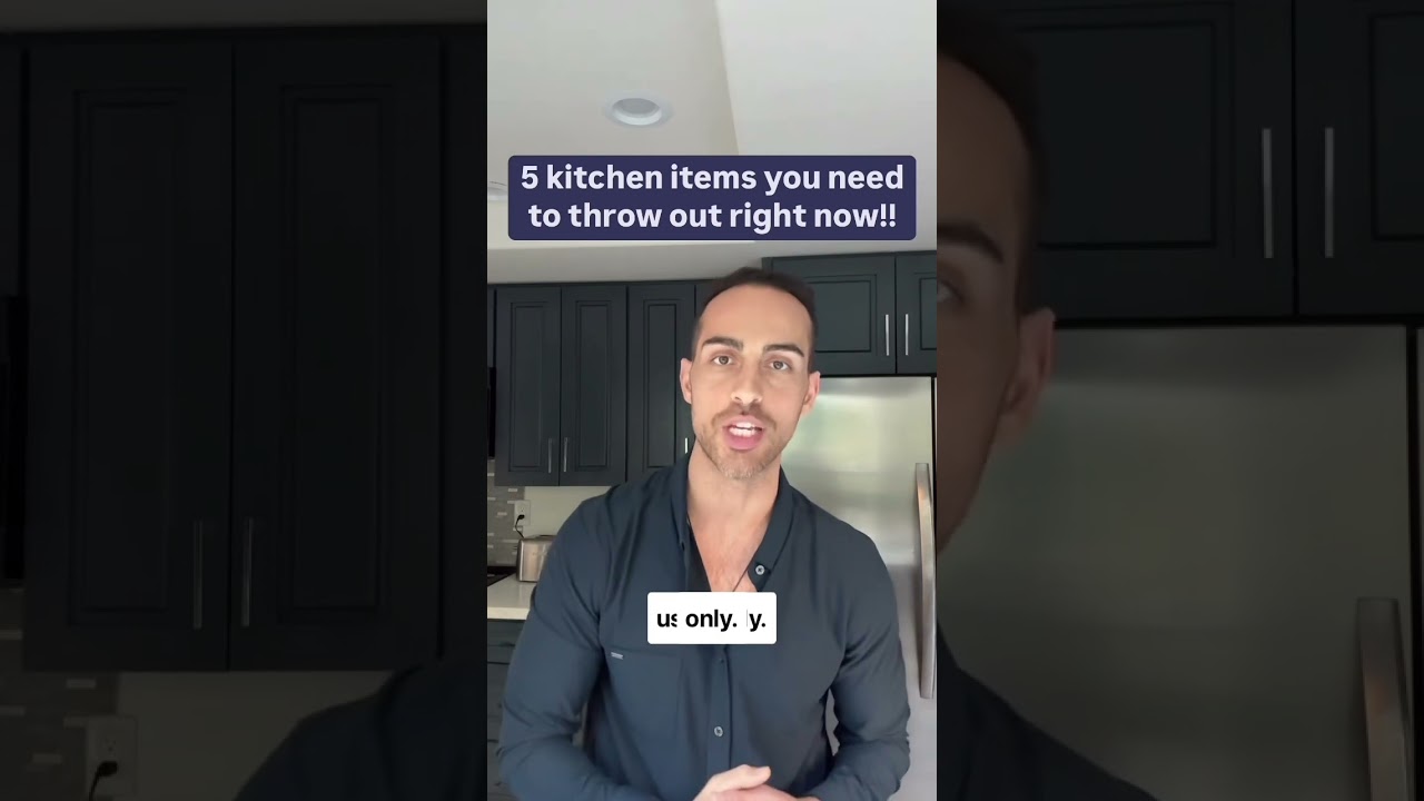 5 Toxic Kitchen Items You MUST THROW OUT To Allow Your Body Detox #detox #toxinfree #kitchentips