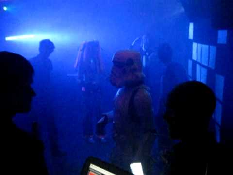 Finbesök på Syntax Error Stockholm