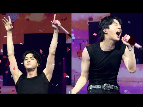 JIN&rsquo;S ARMS!!! Nothing Without Your Love 250727 Run Seokjin Ep Tour Jin Tampa Fancam Concert Day 2