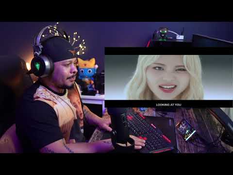 Reaction To 이달의 소녀 (LOONA) "favOriTe" M/V!