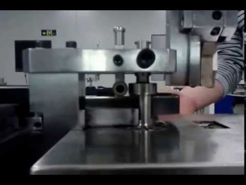 Auto bender machine for steel rule dies