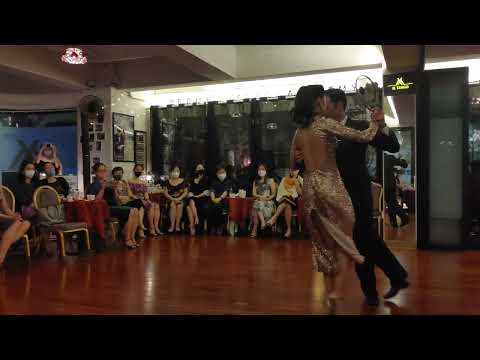 [Forever Tango - La Cumparsita] Miguel Calvo & Pelin Ercan
